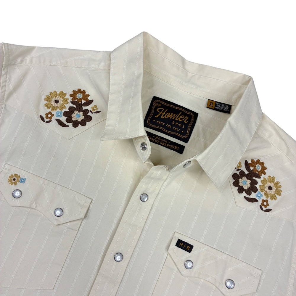 Howler Brothers Crosscut Snapshirt Men XL Cream Floral Embroidered Western Shirt